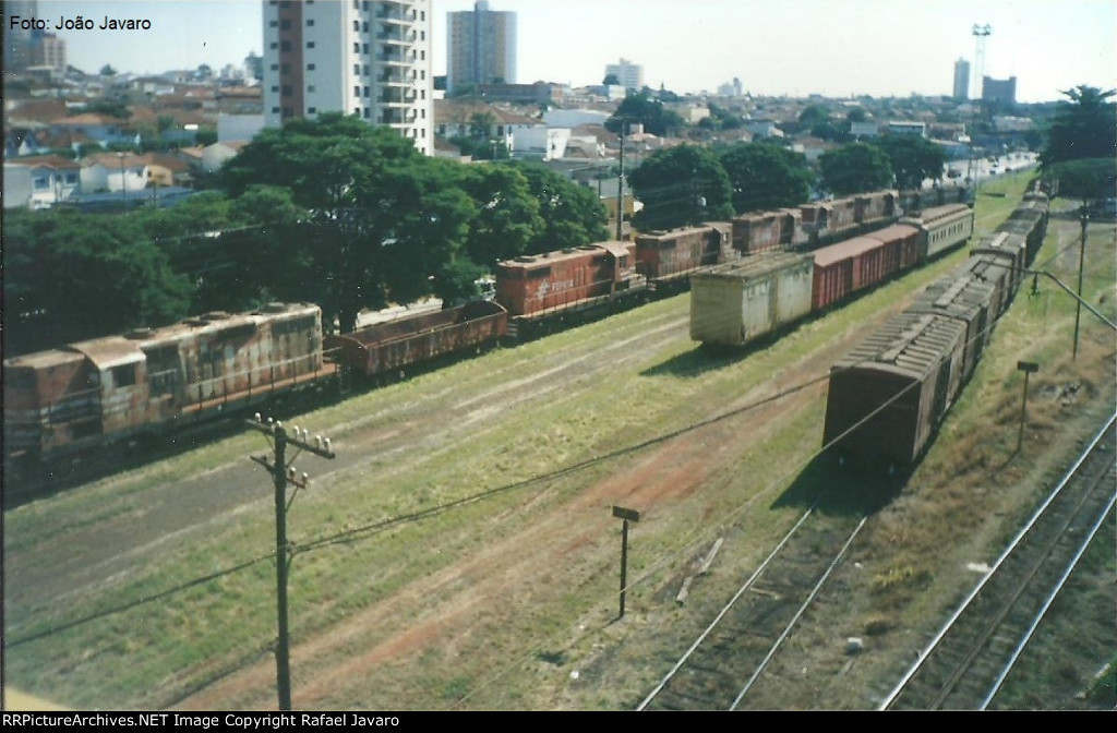 A long line of abandoned GP9s and GP18s